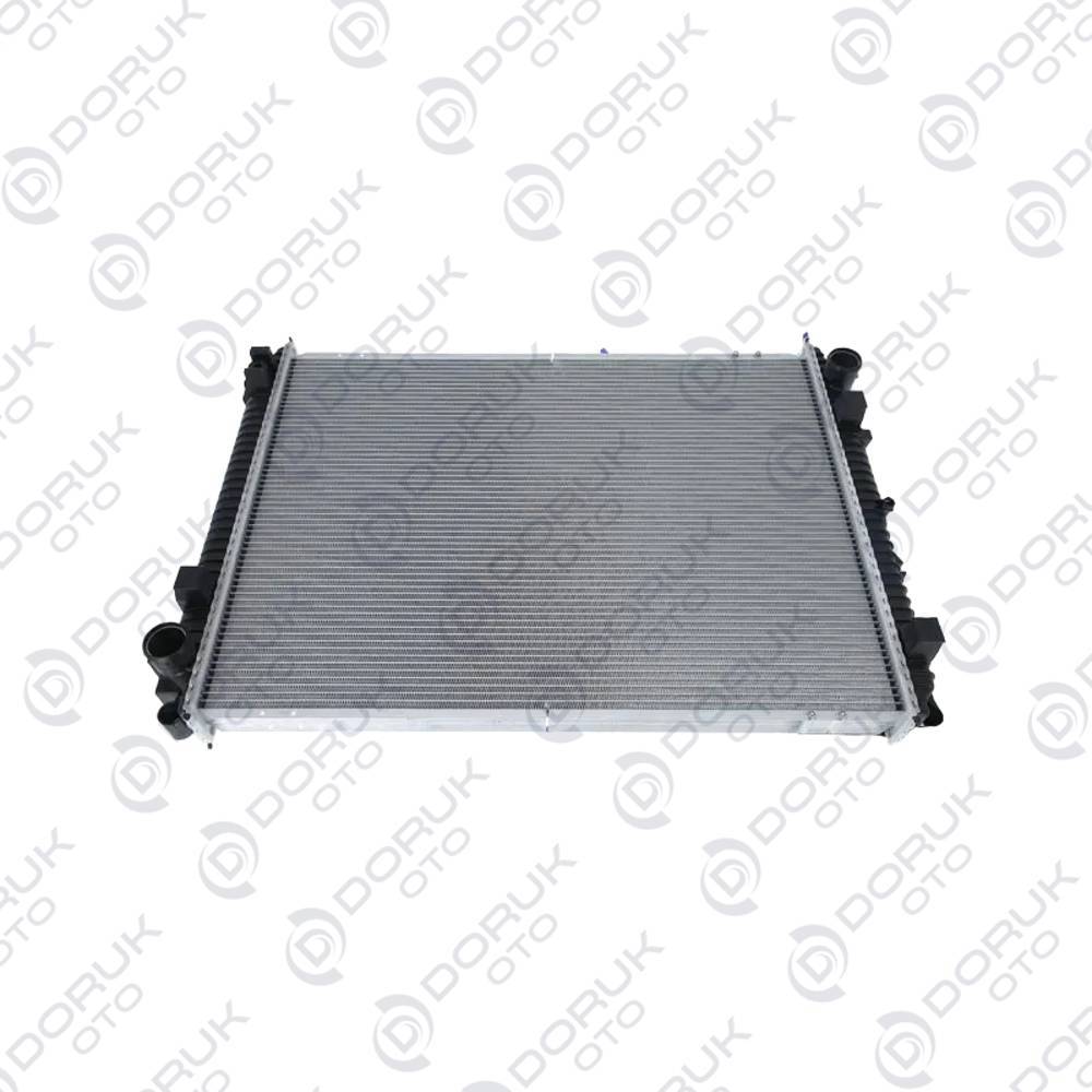 03326 MAN TGL Series Engine Cooling Radiator 81061016494